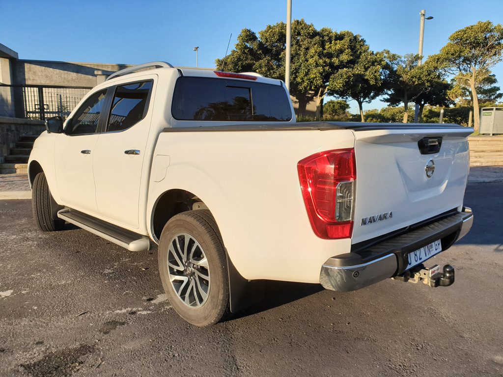 nissan navara double cab 2018