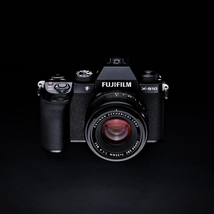 FUJIFILM introduces X-S10 midrange mirrorless camera with IBIS