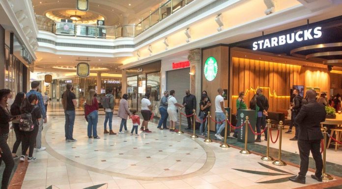 Starbucks opens first Cape Town store at Canal Walk