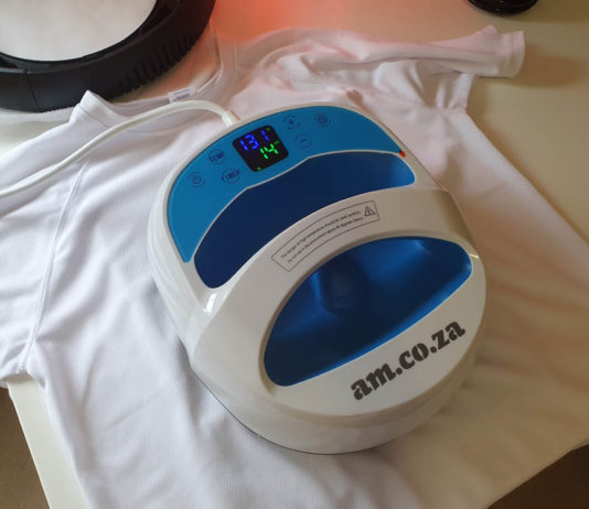 I printed my own T-Shirt with a Handheld Heat Press!