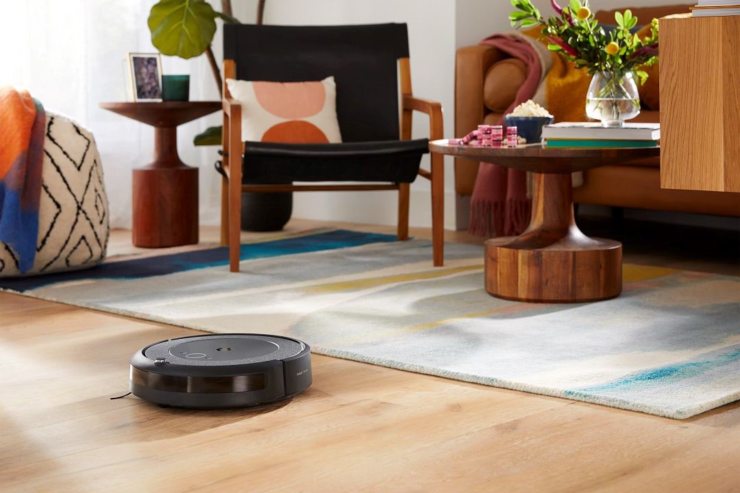Roomba i5 and i5+ Robot Vacuums Available in South Africa - Town