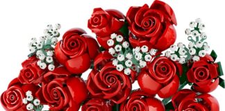 The LEGO® ICONS™ Bouquet of Roses (2)