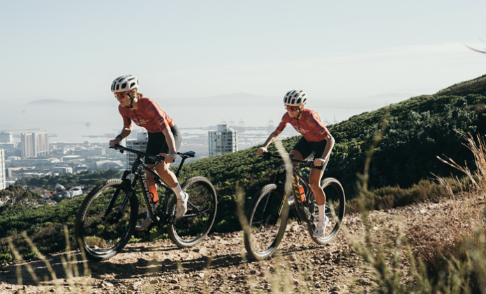 Cape Town artist Xia Carstens has designed the jersey for Team Blok riders Rebecca and Kylie for the Absa Cape Epic, merging contemporary art with the grit of elite mountain biking.