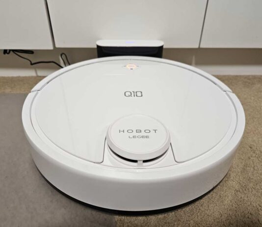 Hobot LEGEE-Q10 Review - A Premium But Affordable Robot Vacuum Cleaner