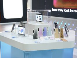 MWC TECNO display