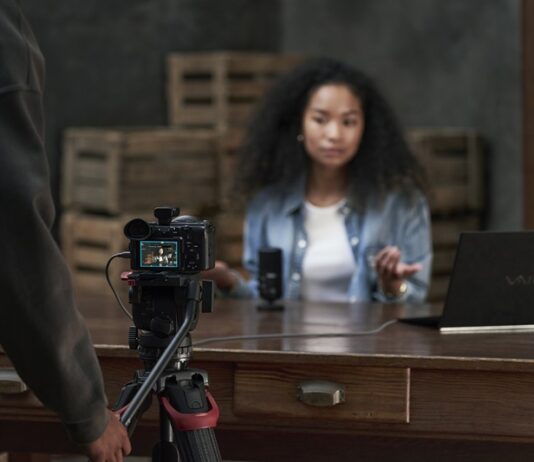Sony Introduces the FX2 Compact Camera, Expanding Cinema Line’s Versatility for Creatives