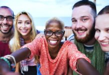 Smartphones Empower the Youth: Unlocking Potential, Expanding Horizons