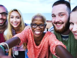 Smartphones Empower the Youth: Unlocking Potential, Expanding Horizons