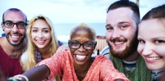 Smartphones Empower the Youth: Unlocking Potential, Expanding Horizons