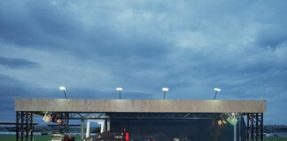 Life-size LEGO® Mercedes-AMG F1 car takes the fast lane on SA’s circuits