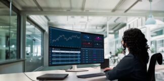 Dell UltraSharp 52 Thunderbolt Hub Monitor