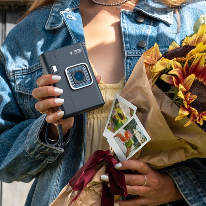 Instax Mini LiPlay+