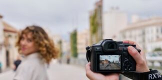Sony’s New 5th Generation RX10 V – The All-in-One Super Zoom Camera for Everyday, Wildlife, and Sports Photography Sony’s New 5th Generation RX10 V