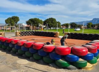 Discarded Padel Court Becomes a Football Pitch for Vanguard Primary, Heideveld