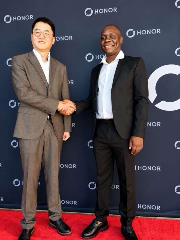 HONOR Parterns With Evans Zwane